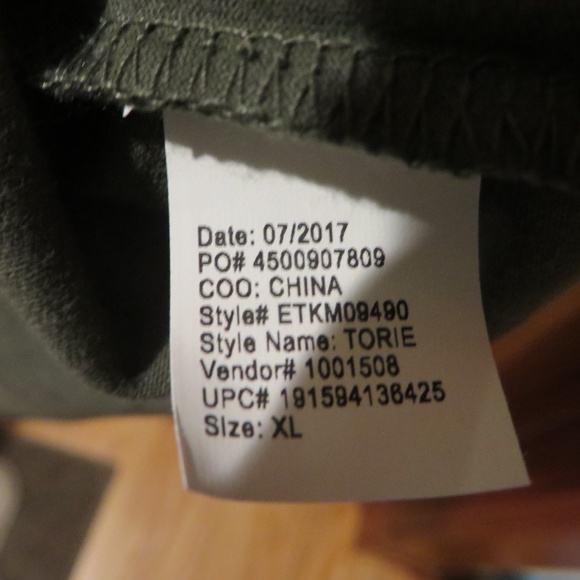 Cg L Cg Olive Top - Picture 4 of 7